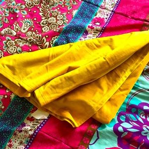 Mustard yellow velvet soft throw